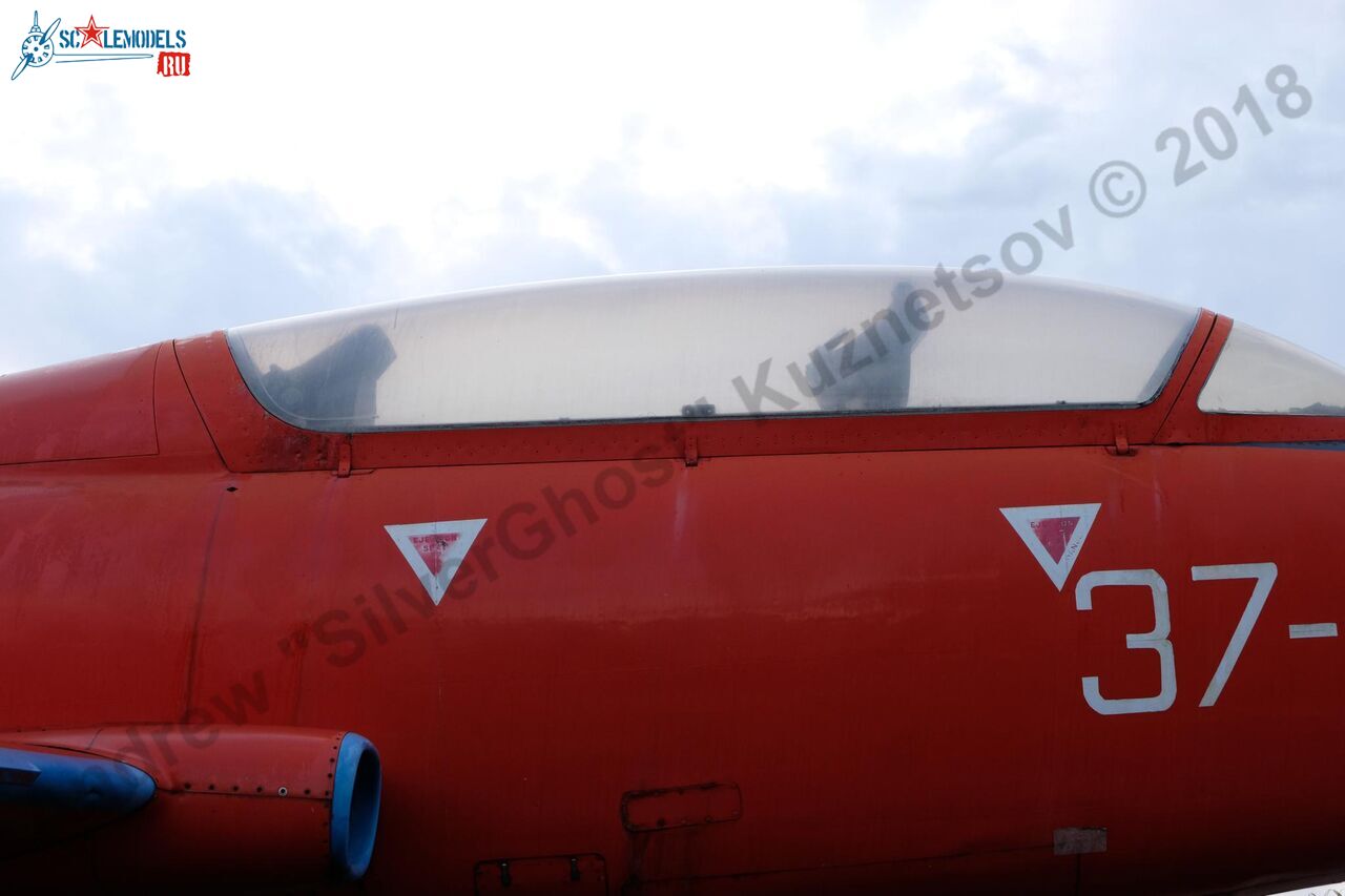 Aeromacci_MB-326_Catania_34.jpg
