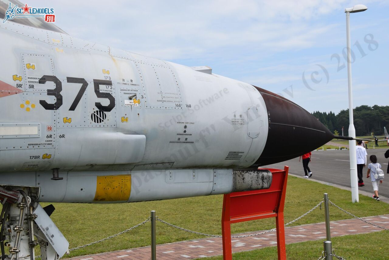 F-4EJKai_Misawa_196.jpg