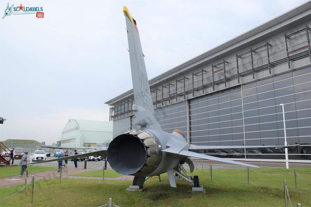 F_16A_78-0021_Misawa_18.jpg