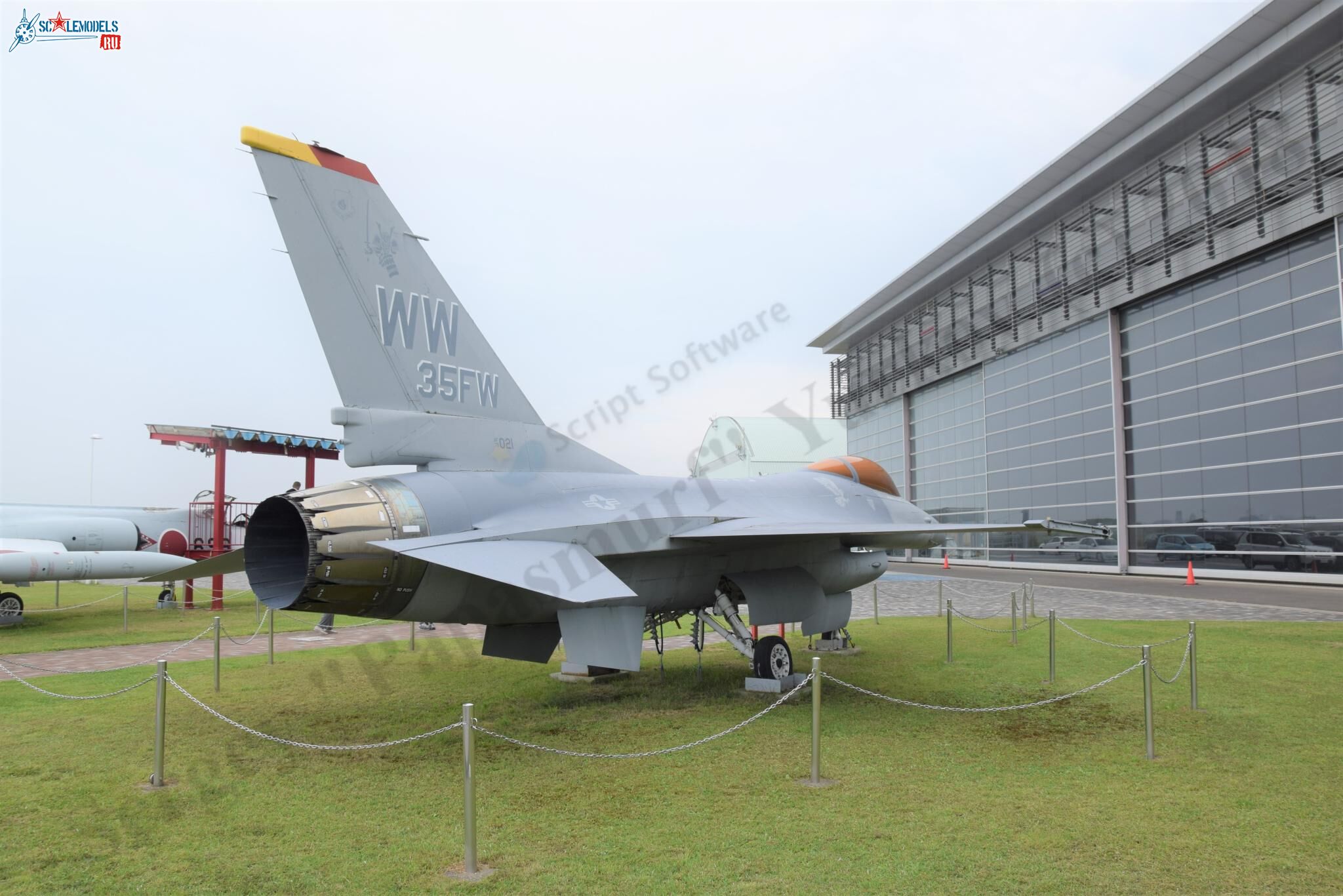 F_16A_78-0021_Misawa_16.jpg