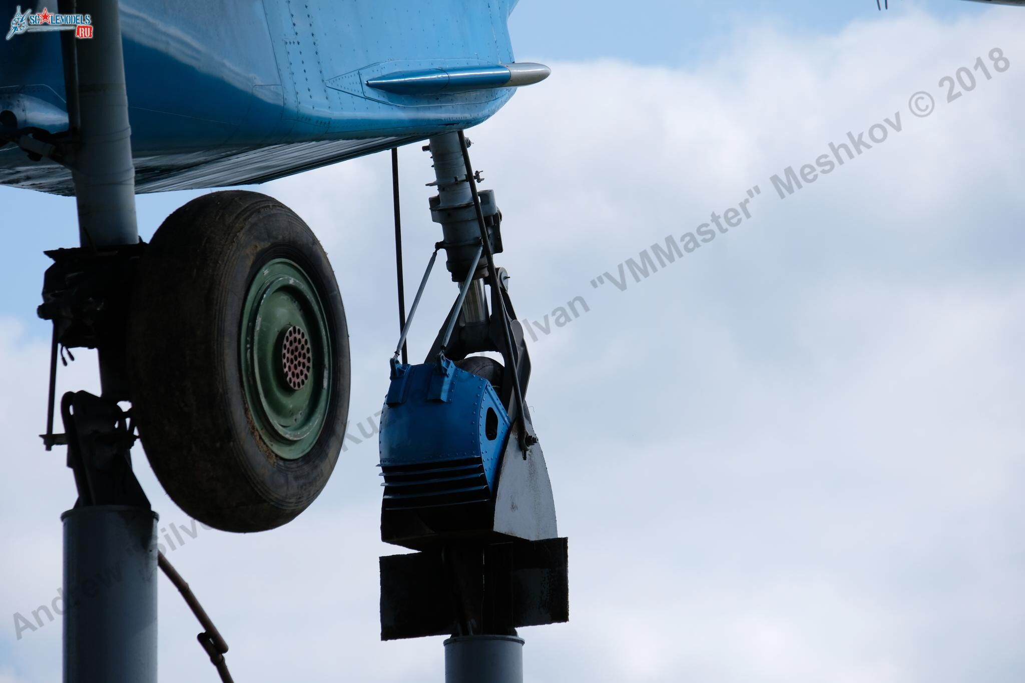 Su-27_Bologoe_107.jpg