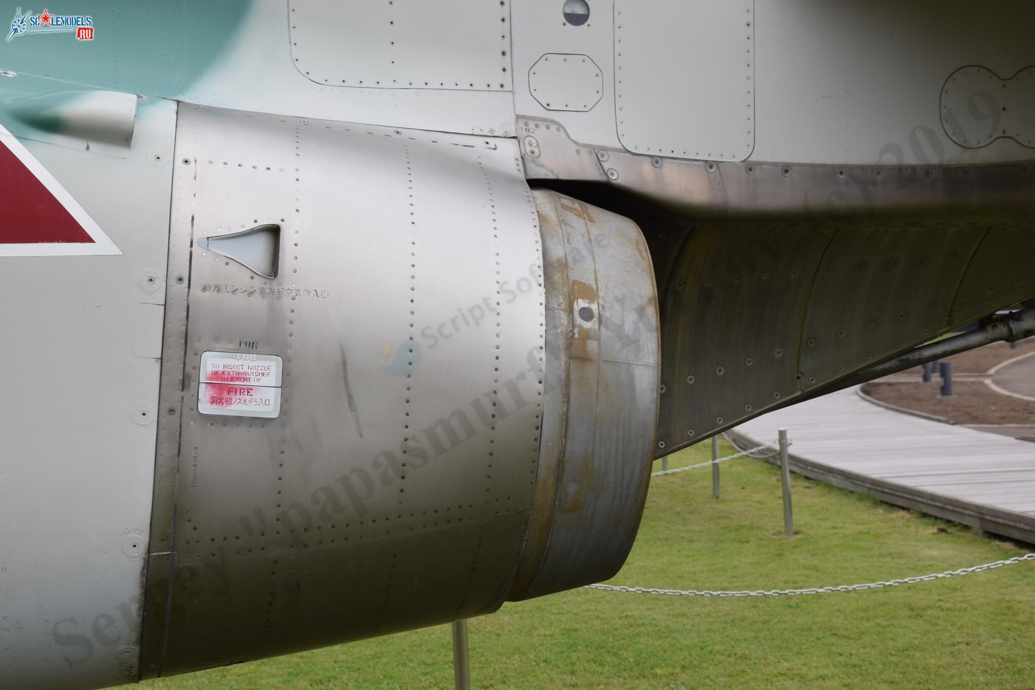 F-1_00-247_Misawa_111.jpg
