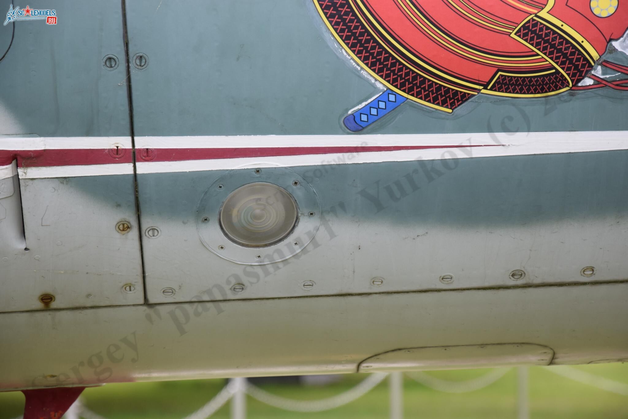 F-1_00-247_Misawa_262.jpg