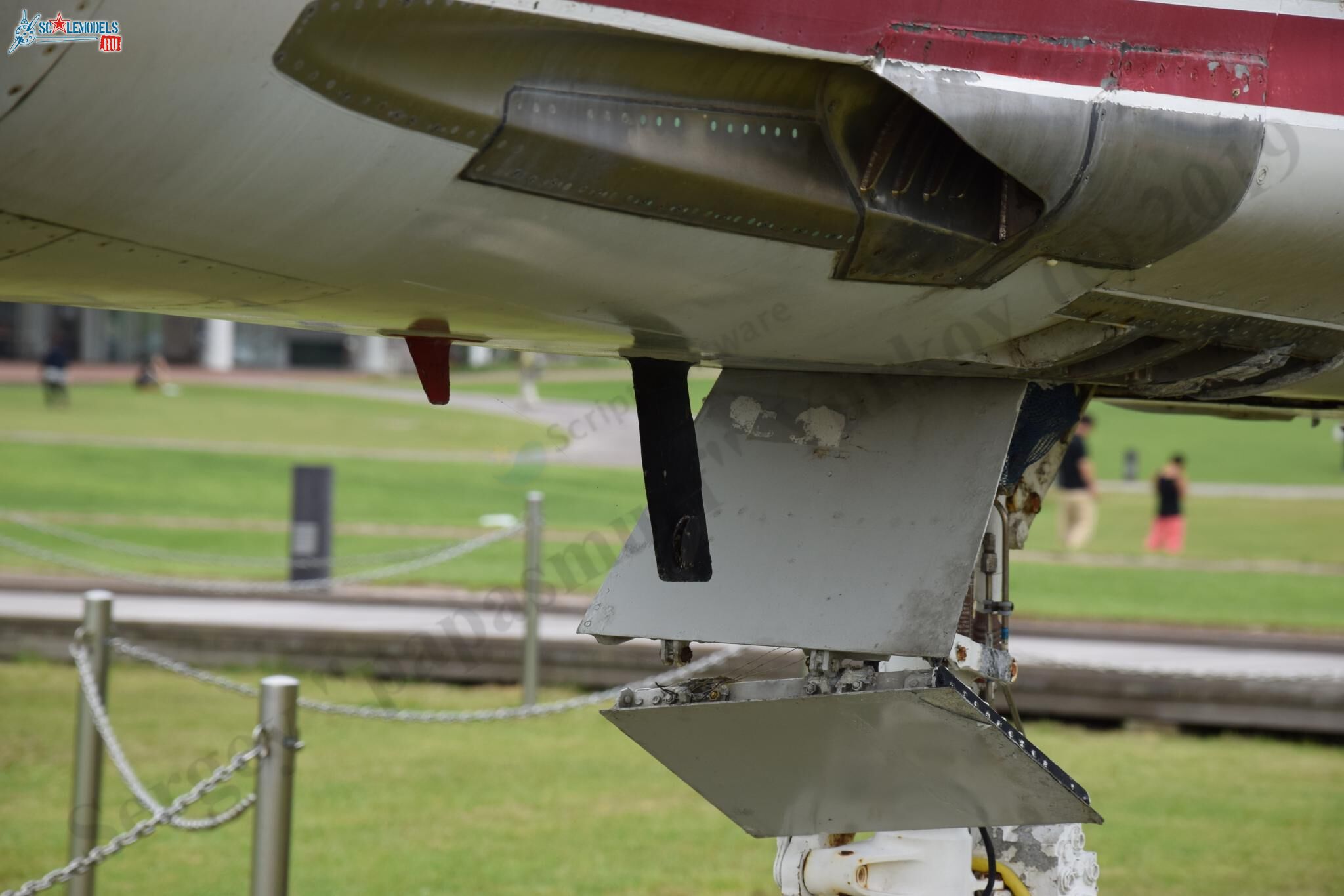 F-1_00-247_Misawa_284.jpg