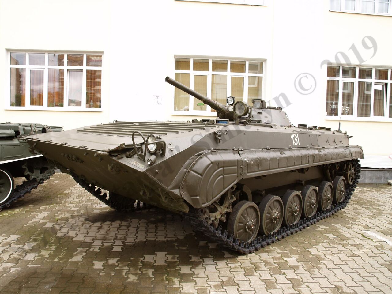 BMP-1_11.jpg