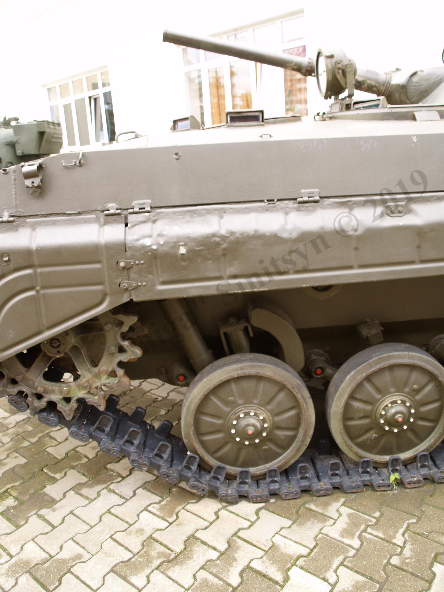 BMP-1_24.jpg