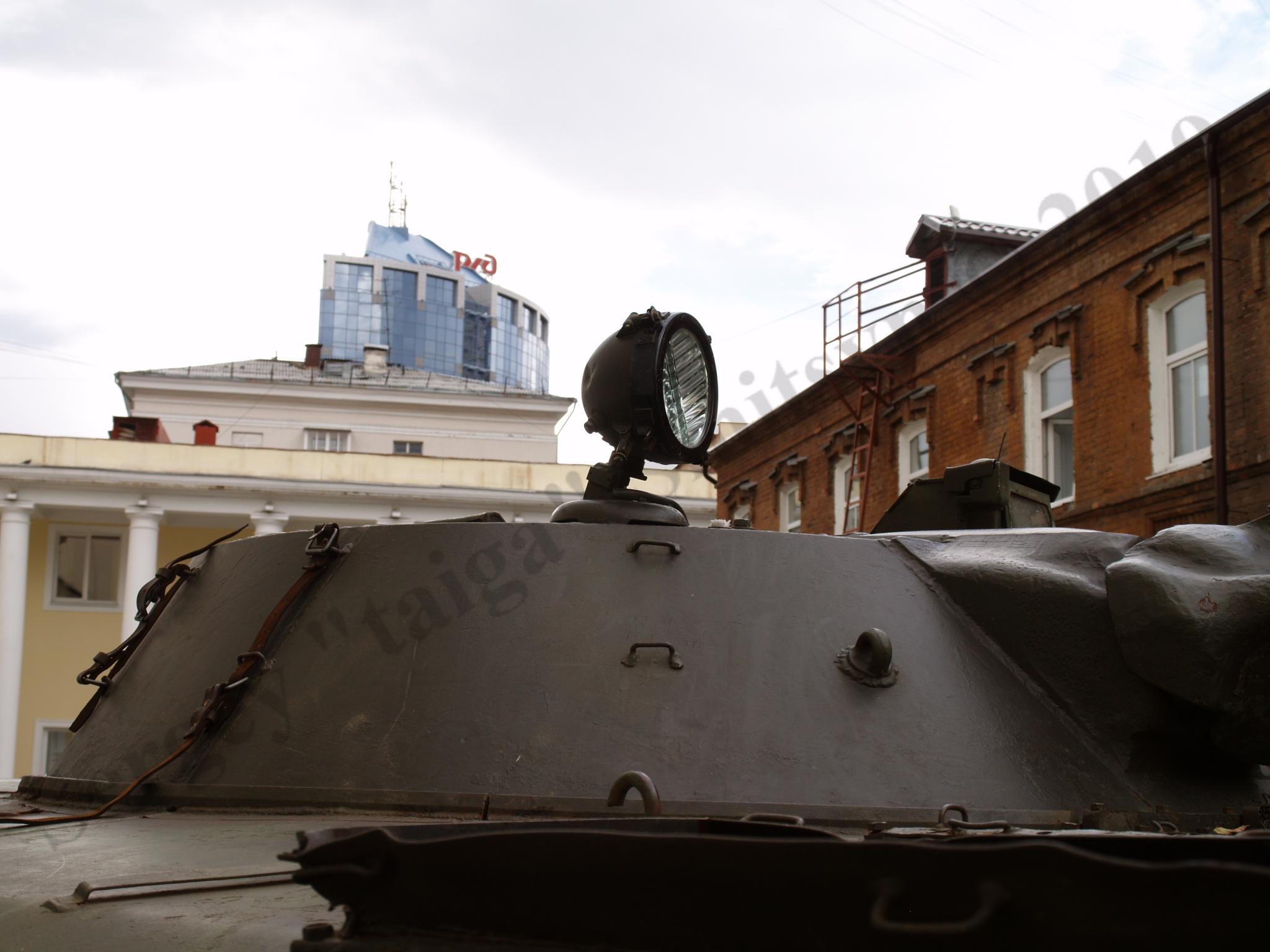 BMP-1_90.jpg