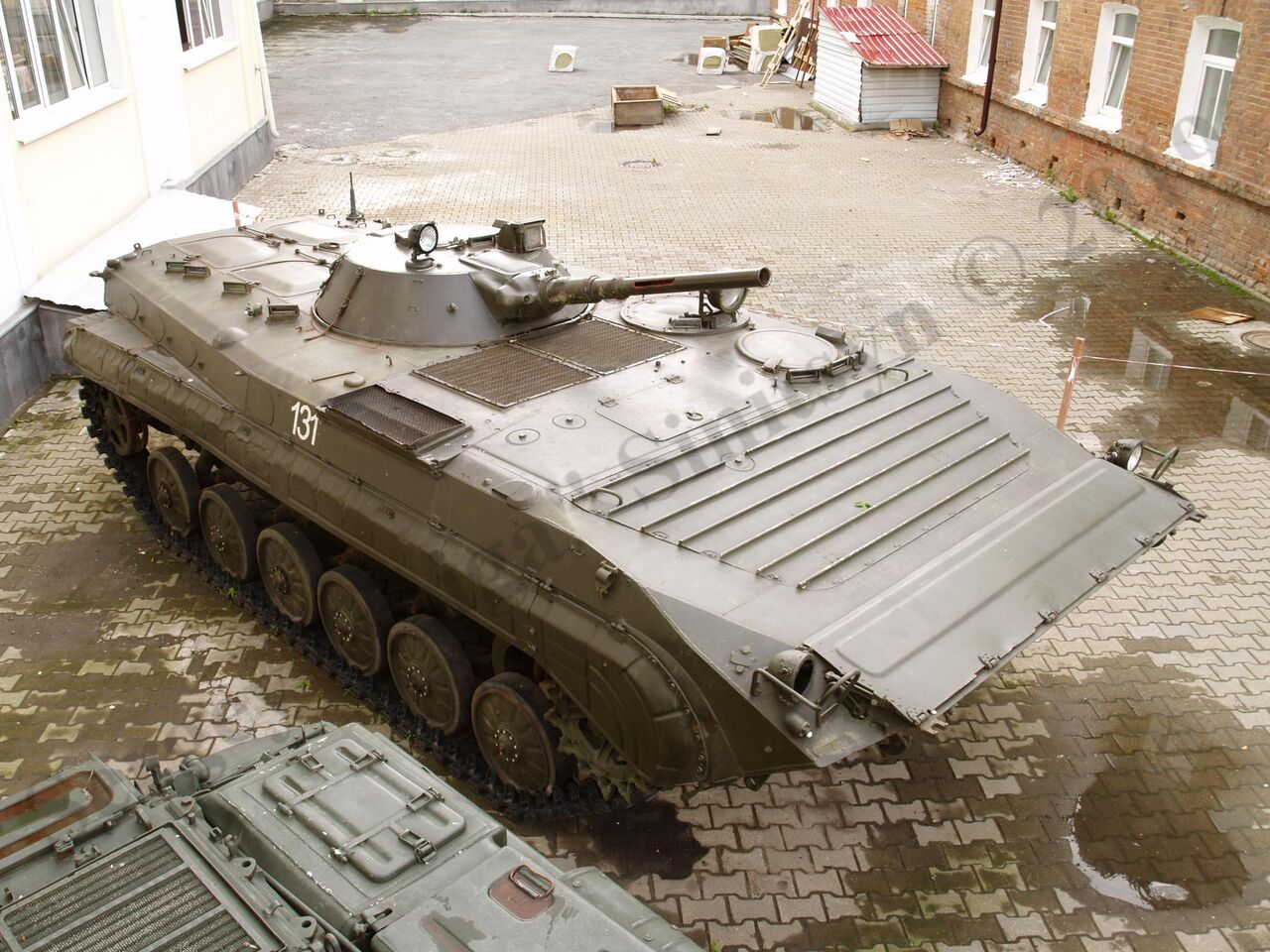 BMP-1_97.jpg