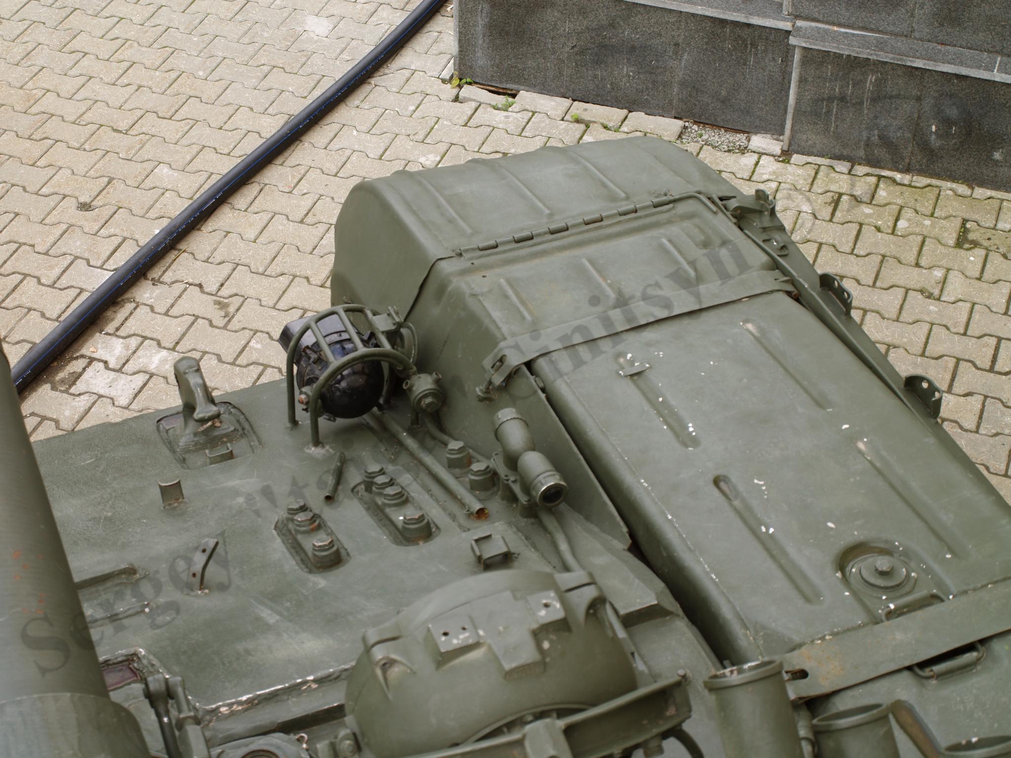 T-72M_180.jpg