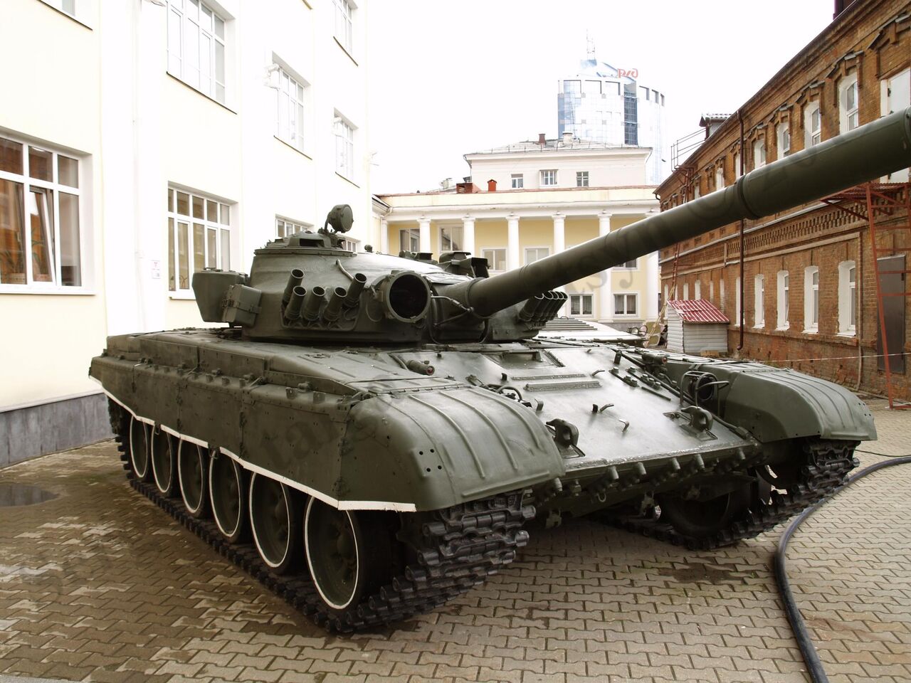 T-72M_80.jpg