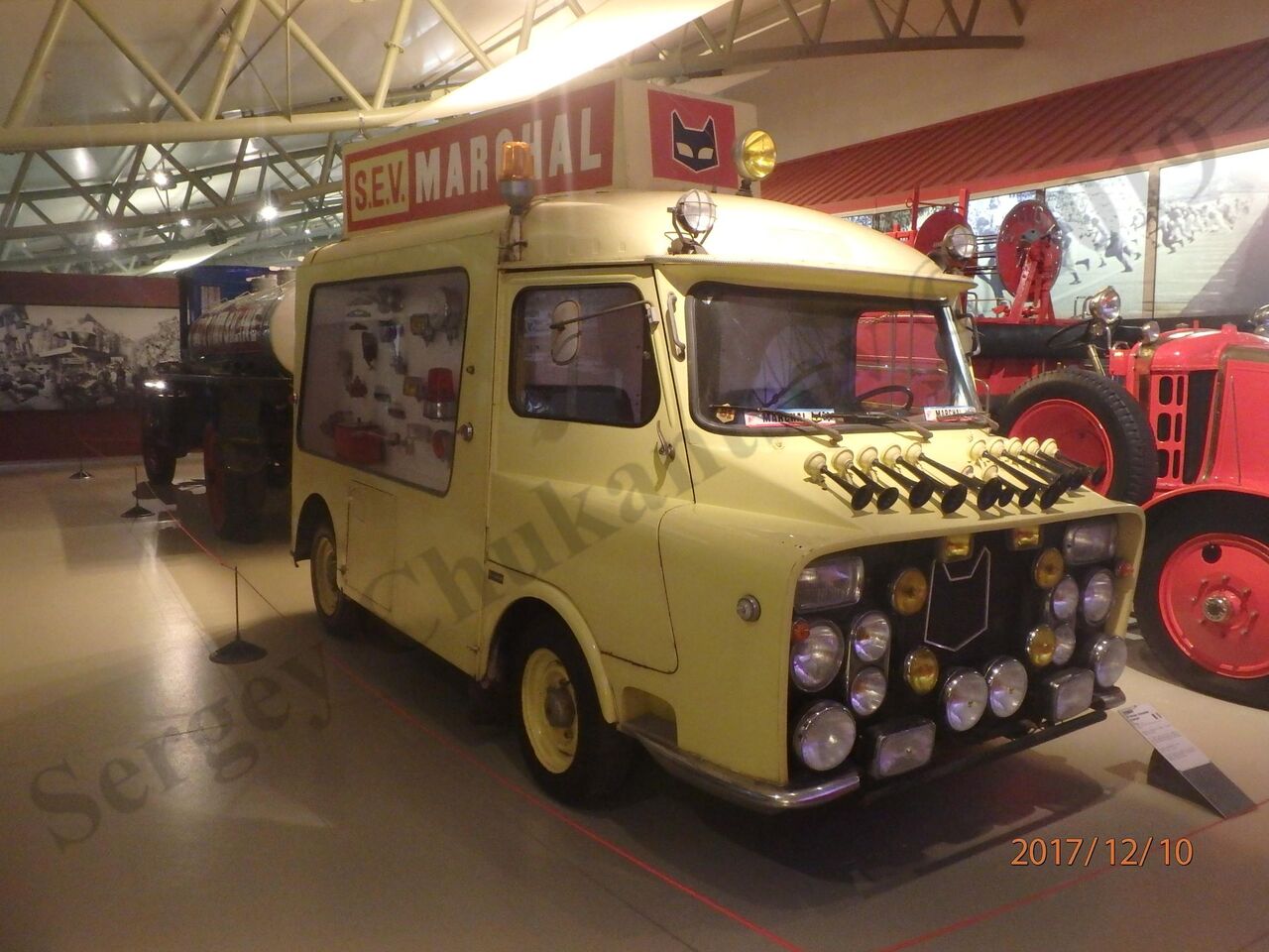 LeMans_museum_3.jpg