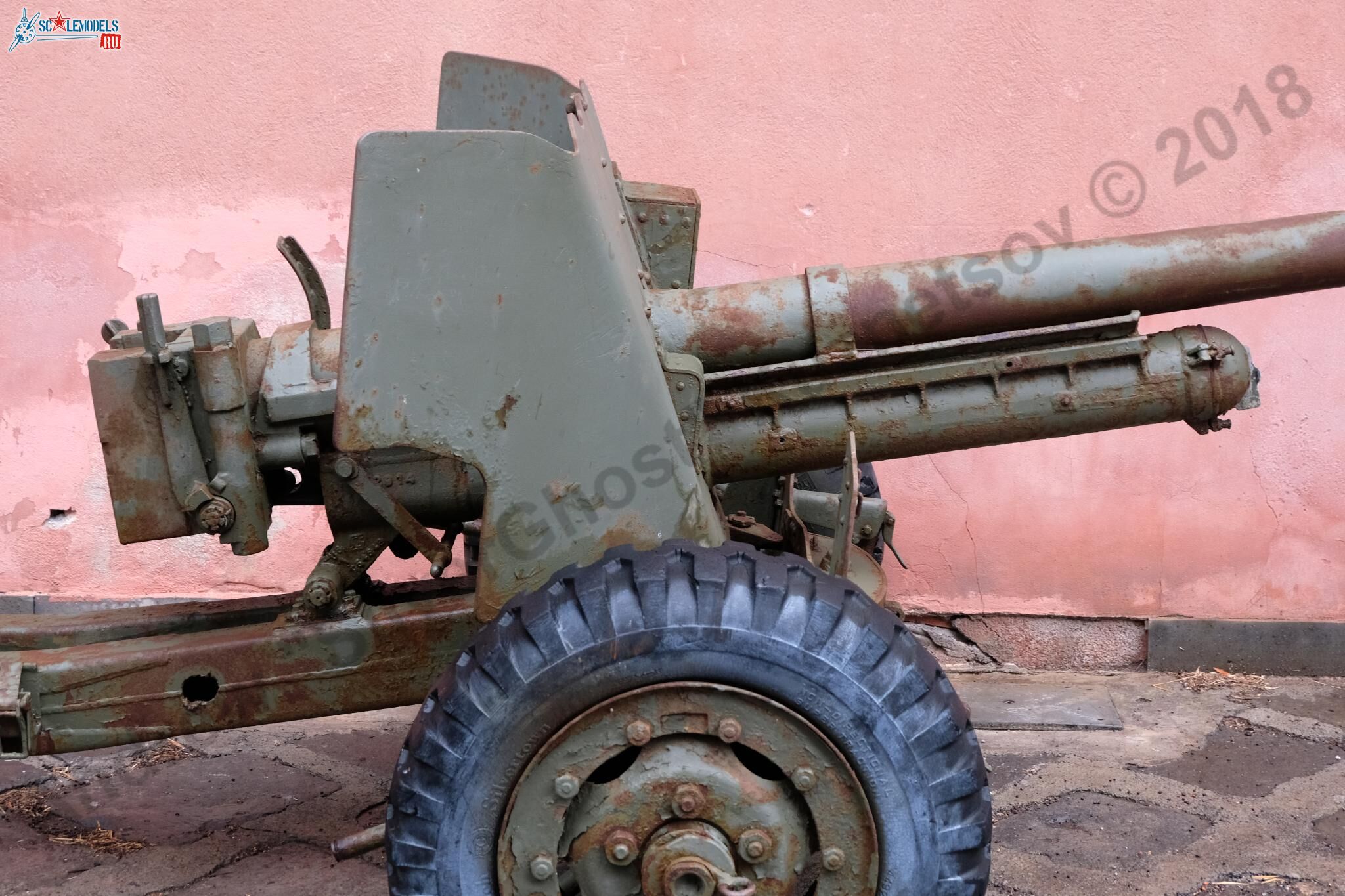 Ordinance_QF_6-pounder_Catania_24.jpg