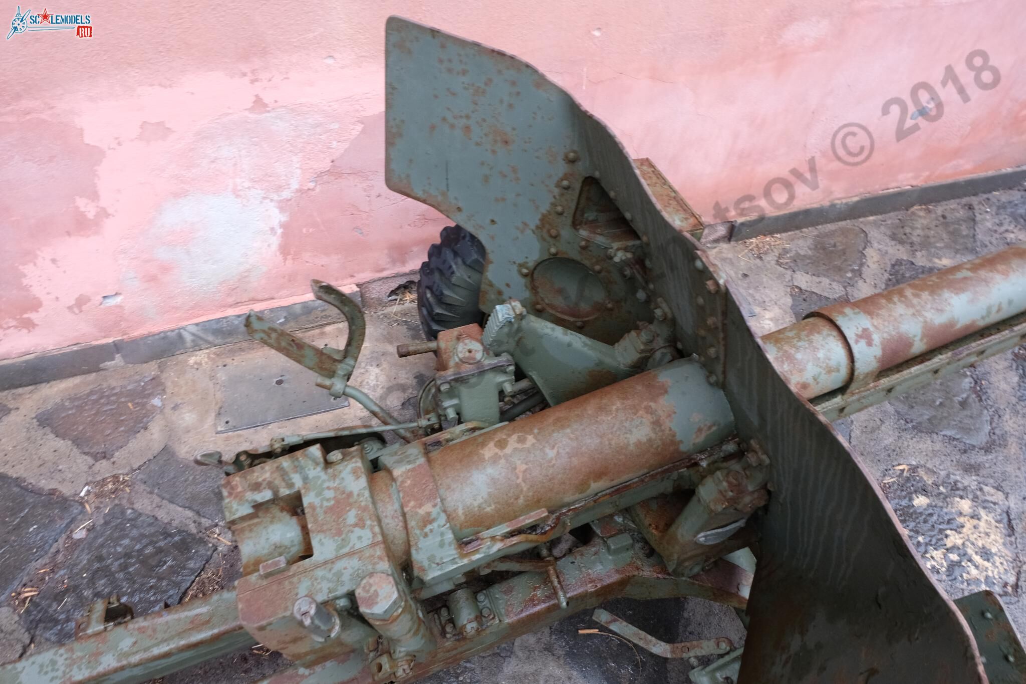 Ordinance_QF_6-pounder_Catania_50.jpg