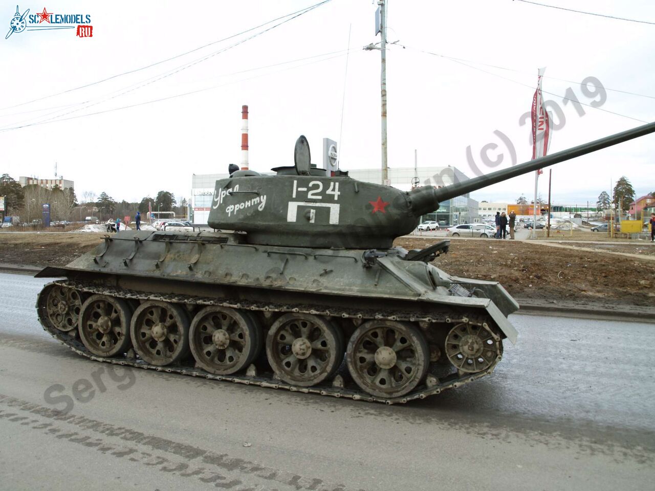 Yekaterinburg_victory_day_parade_repetiotion_2018_2.jpg