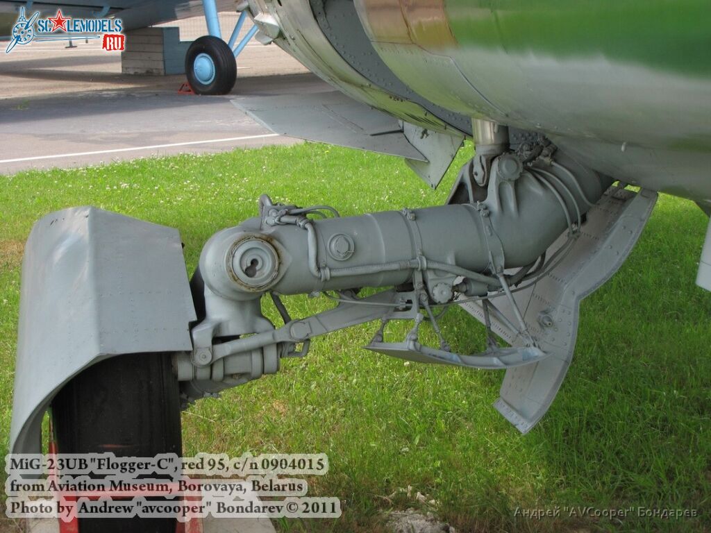 mig-23ub_add_0007.jpg