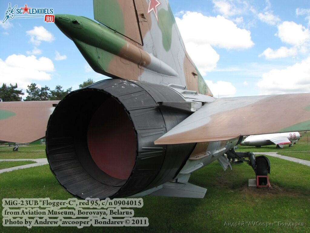 mig-23ub_add_0019.jpg