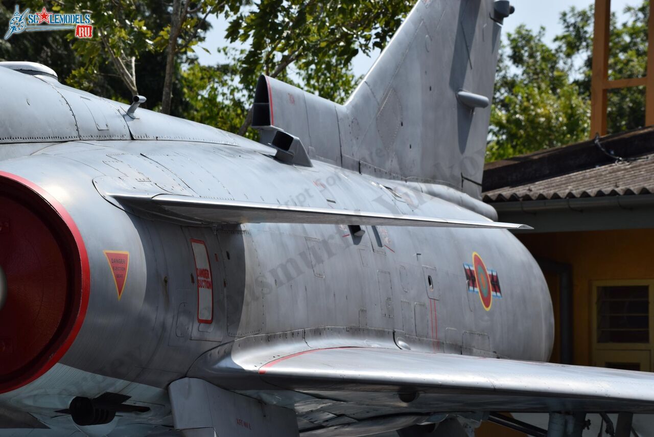 Kfir_C7_CF-721_Ratmalana_25.jpg