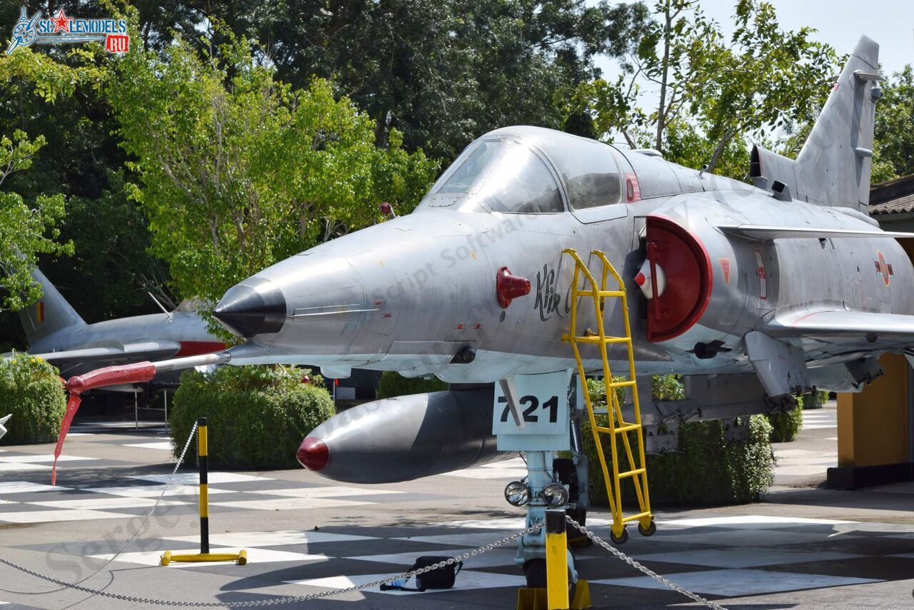 Kfir_C7_CF-721_Ratmalana_257.jpg