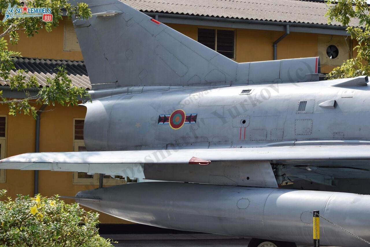 Kfir_C7_CF-721_Ratmalana_264.jpg