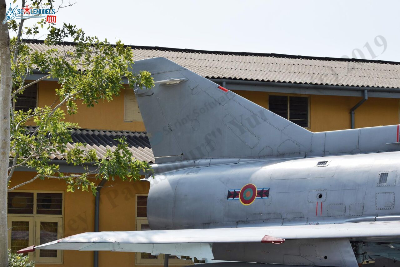 Kfir_C7_CF-721_Ratmalana_265.jpg