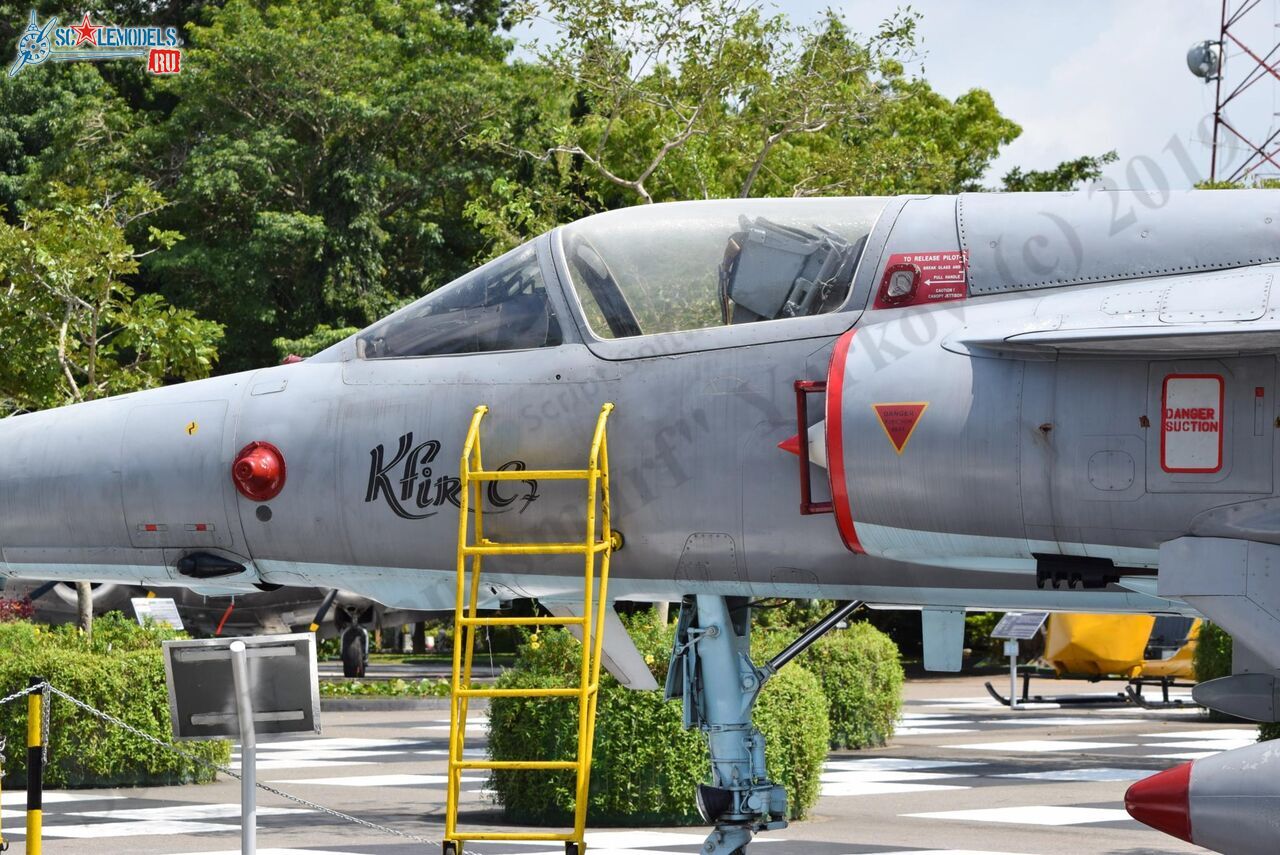 Kfir_C7_CF-721_Ratmalana_290.jpg