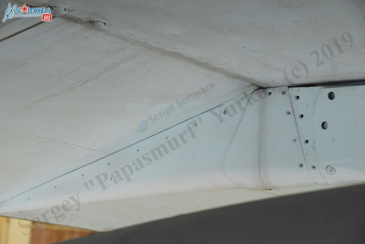 Kfir_C7_CF-721_Ratmalana_302.jpg