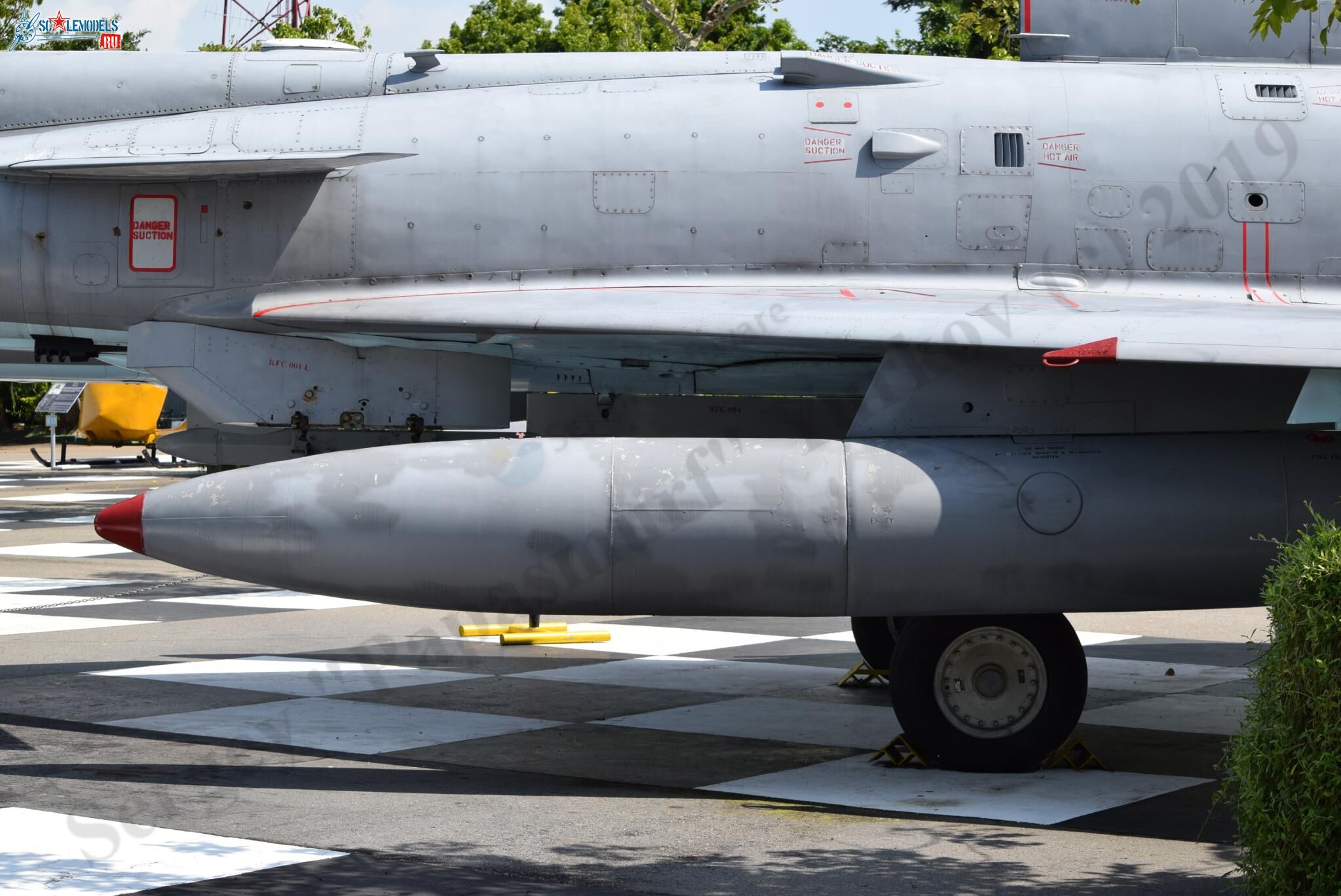 Kfir_C7_CF-721_Ratmalana_634.jpg