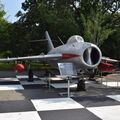 Mig-17F_CF-905_Ratmalana_00.jpg