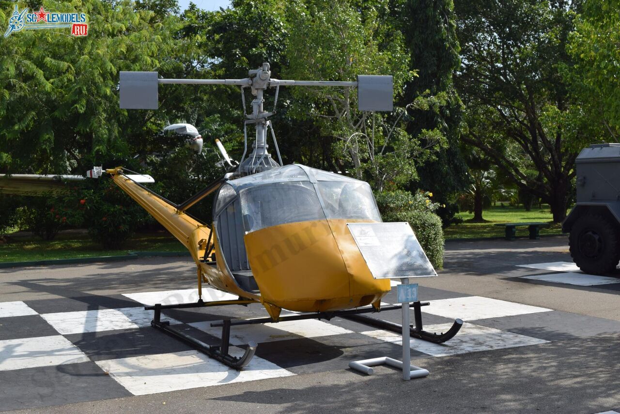 UH-12B_4R-AAO_Ratmalana_0.jpg