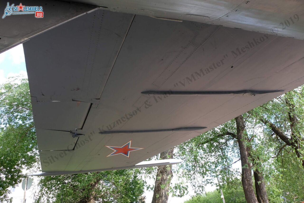 MiG-25RBSh_116.jpg