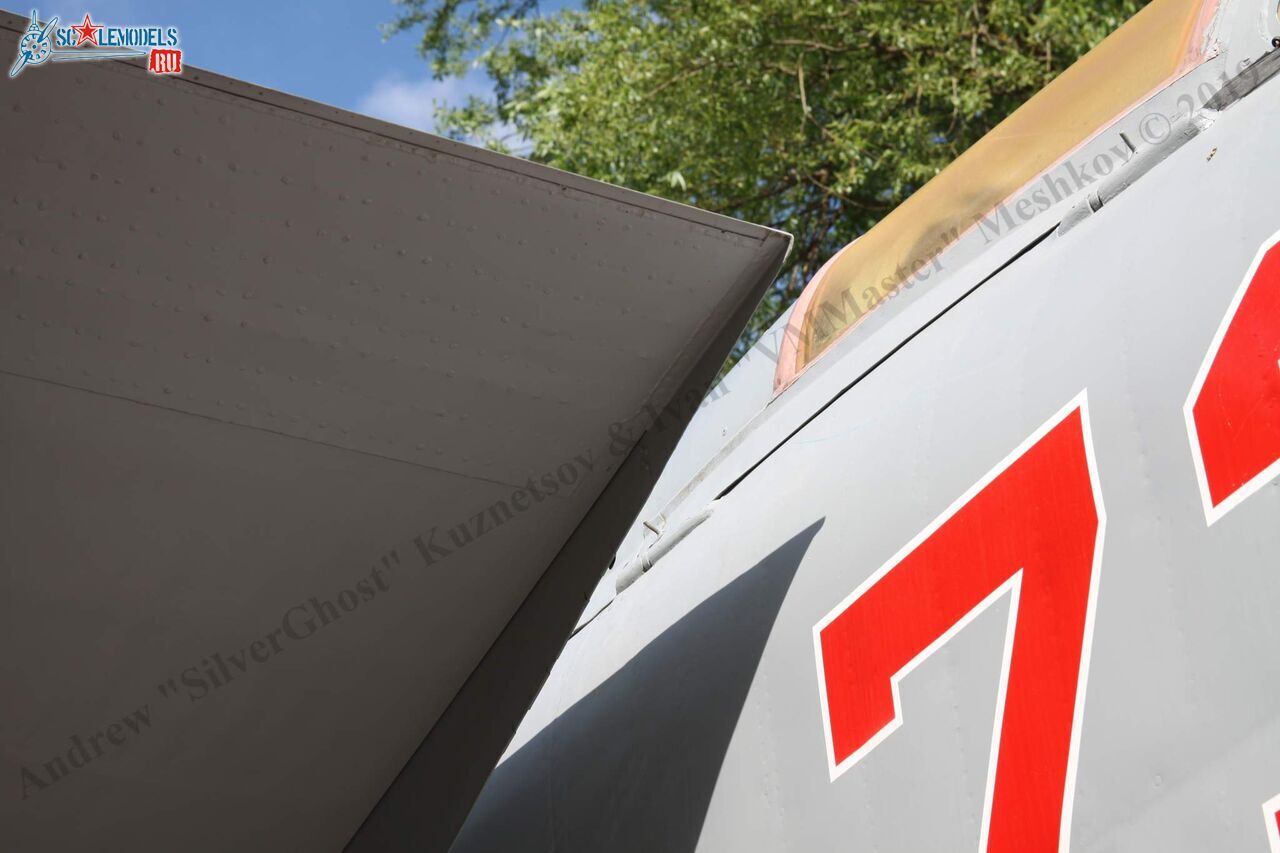 MiG-25RBSh_1172.jpg
