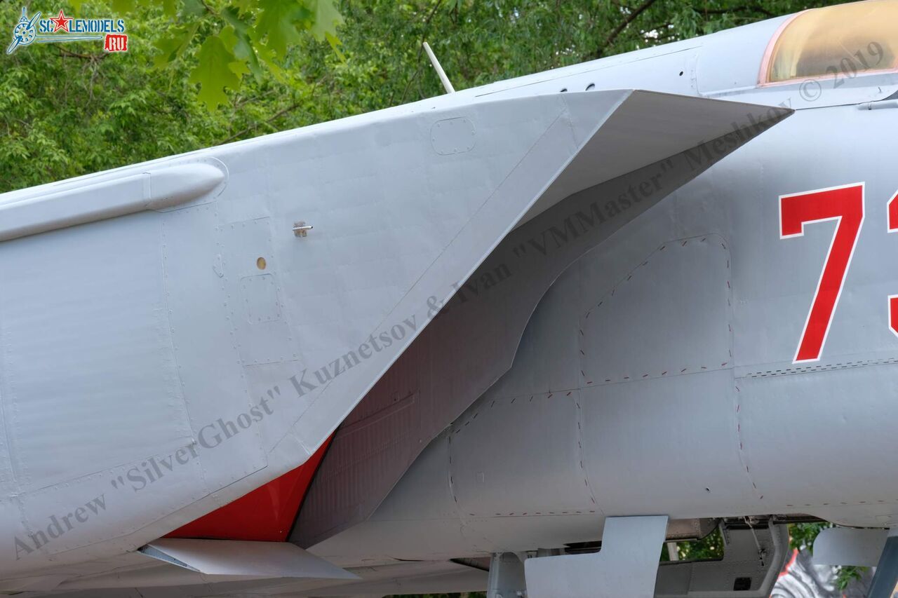 MiG-25RBSh_284.jpg