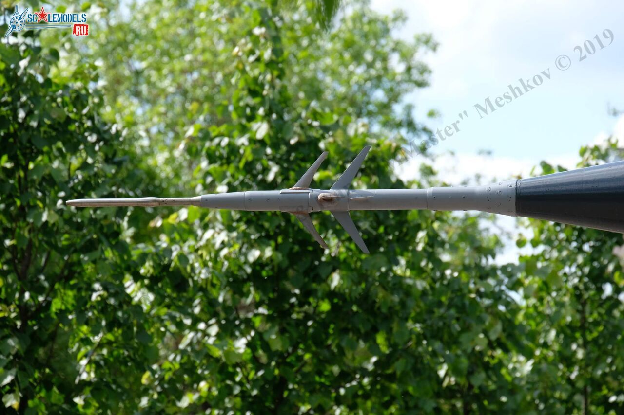 MiG-25RBSh_369.jpg