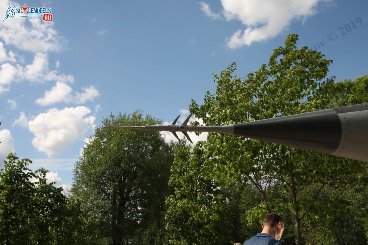 MiG-25RBSh_721.jpg