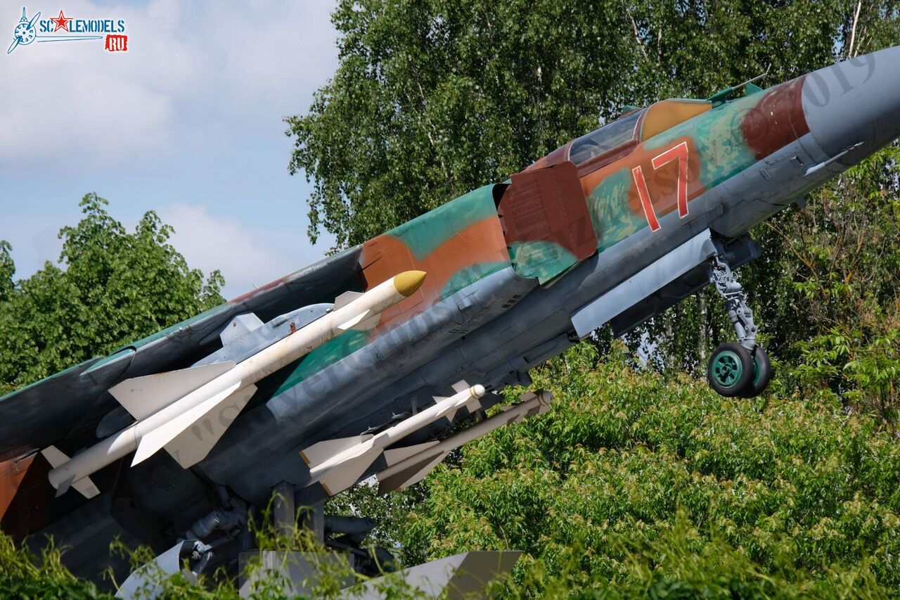 MiG-23MLD_10.jpg