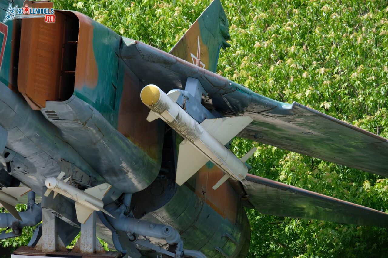 MiG-23MLD_57.jpg