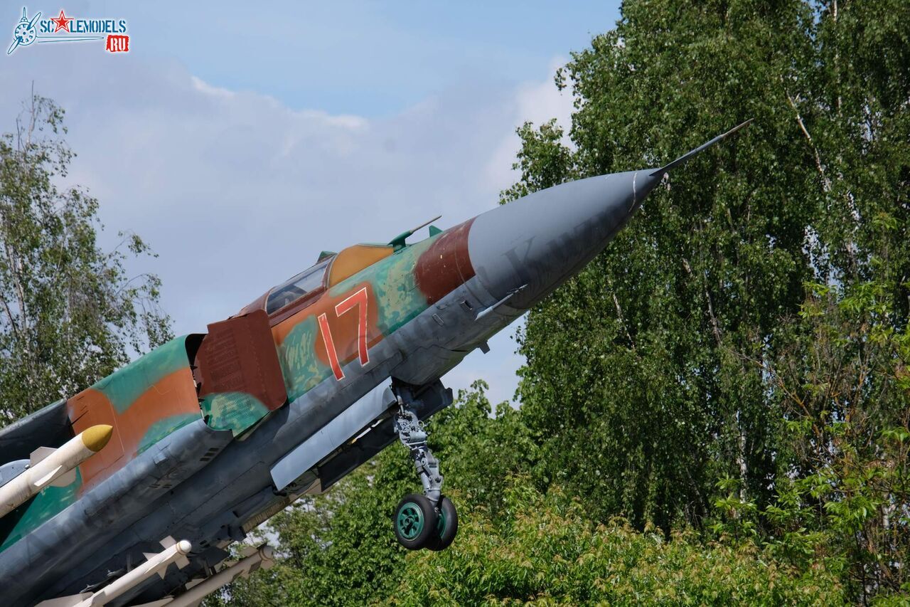 MiG-23MLD_8.jpg