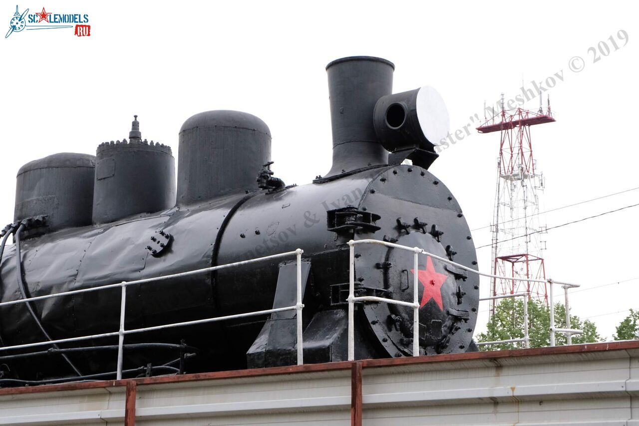 Locomotive_Em725-39_11.jpg