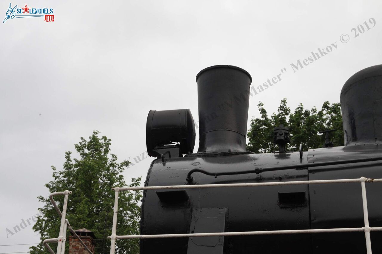 Locomotive_Em725-39_382.jpg