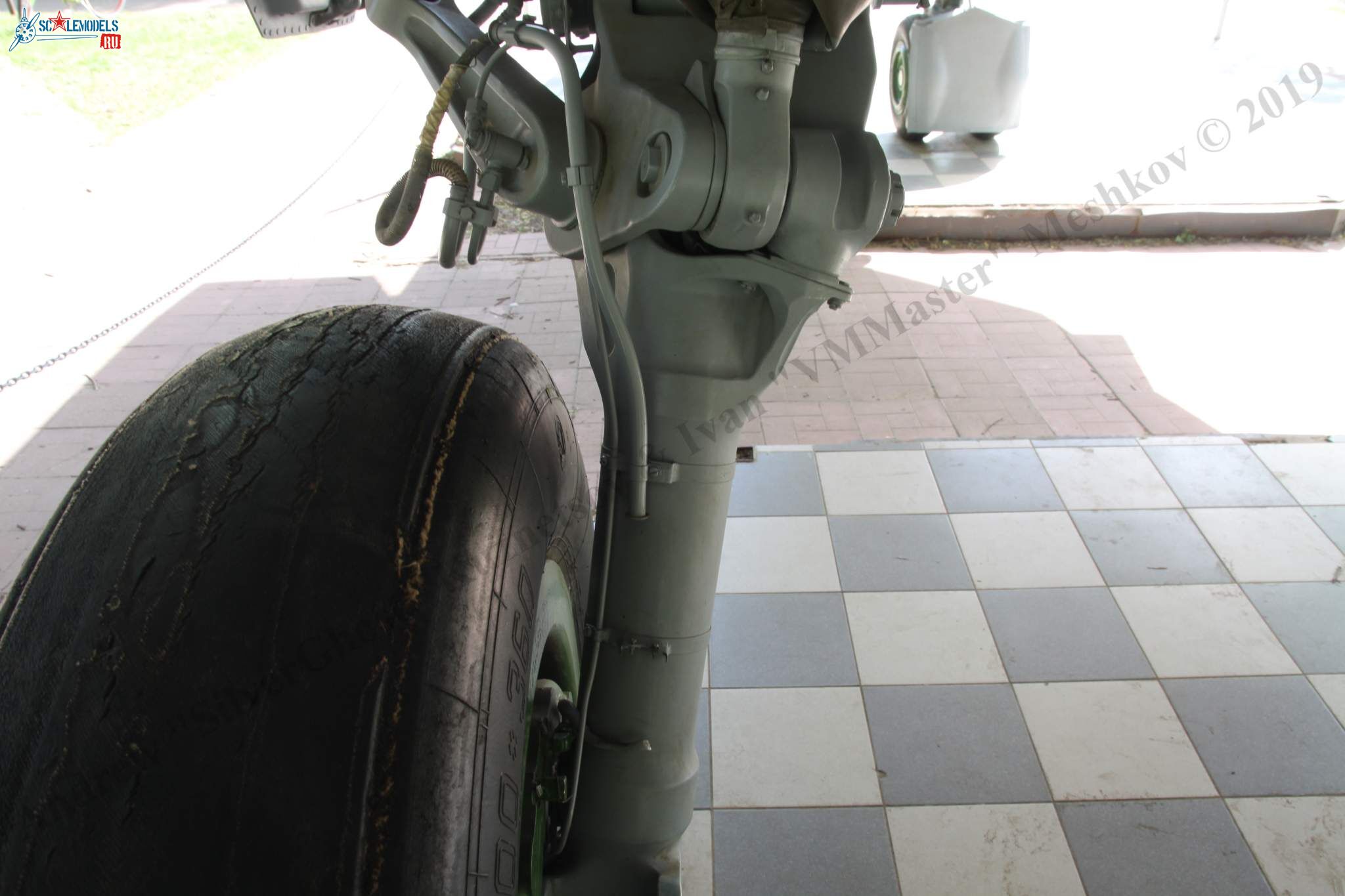 MiG-25RBSh_1087.jpg