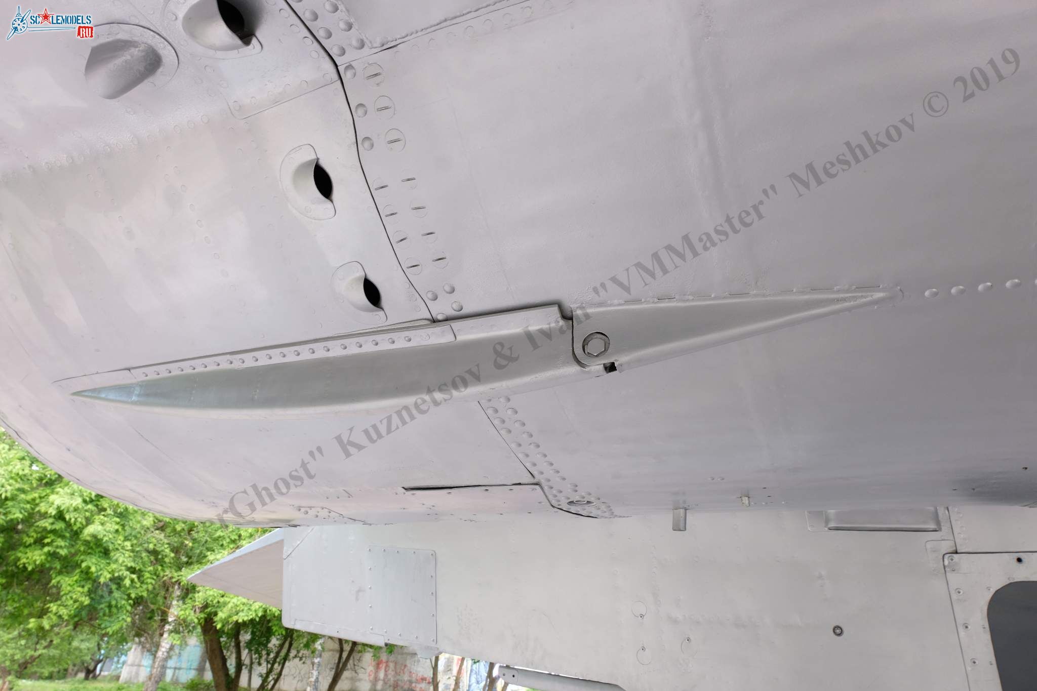MiG-25RBSh_141.jpg