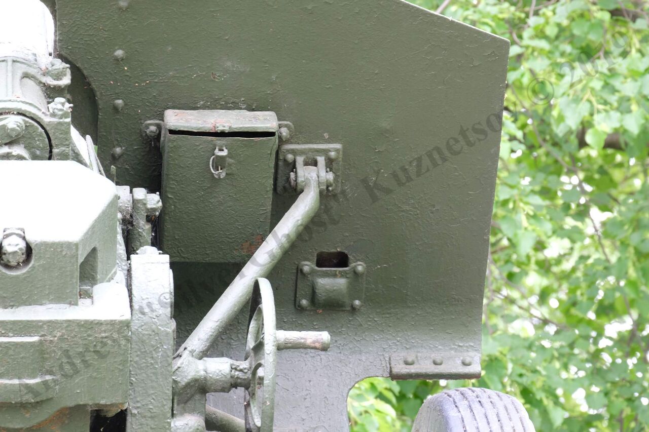 122-mm_M-30_M1938_126.jpg