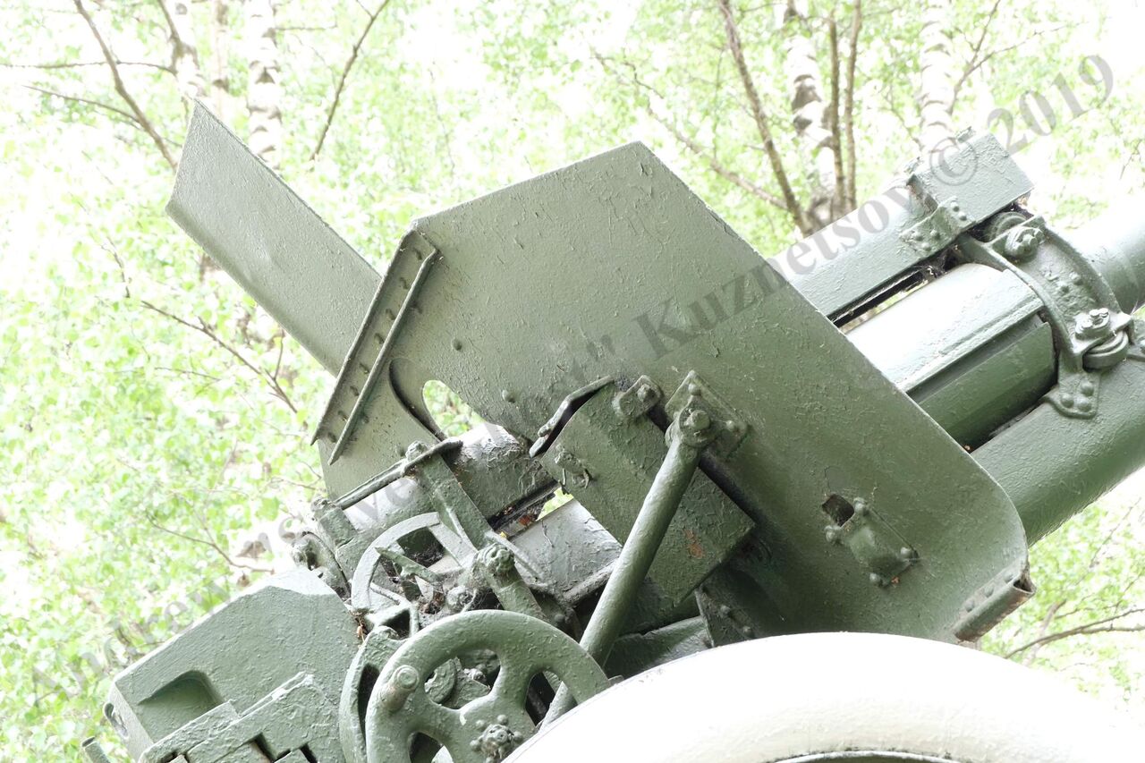 122-mm_M-30_M1938_64.jpg