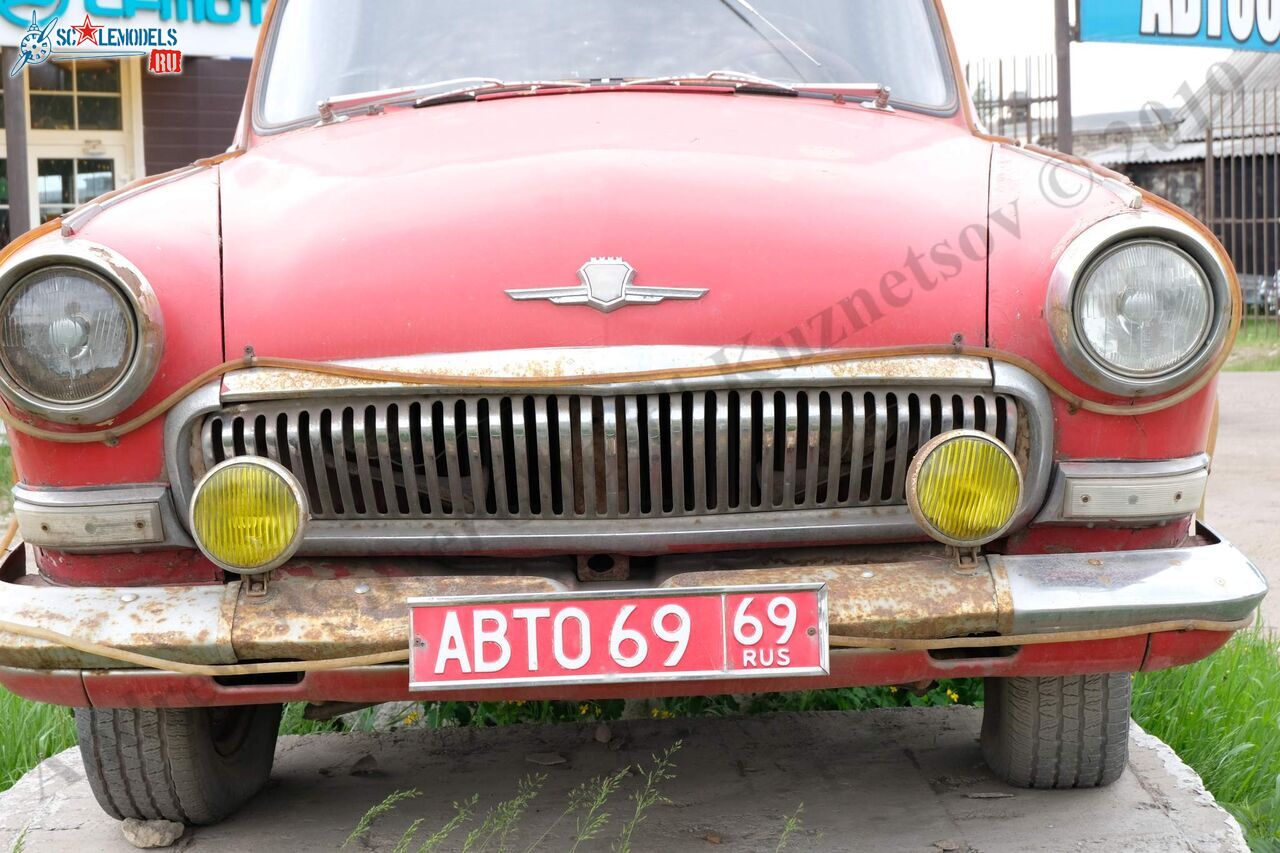 GAZ-21_8.jpg