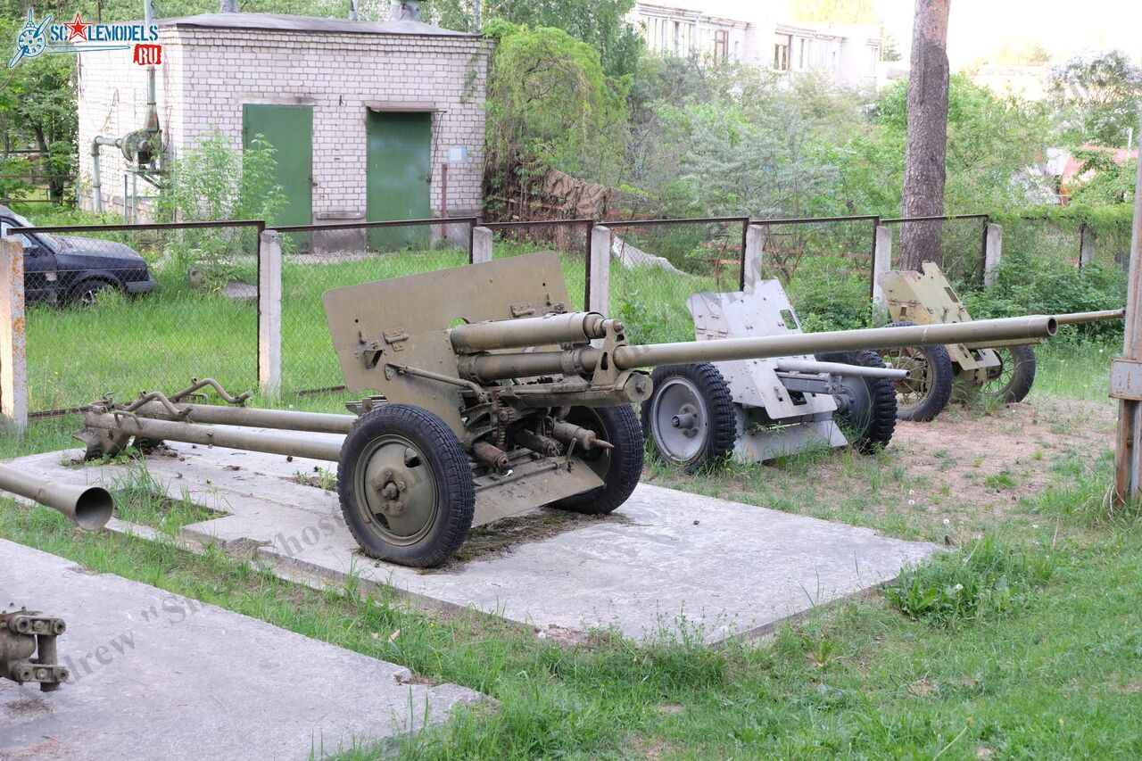 ZiS-2_0.jpg