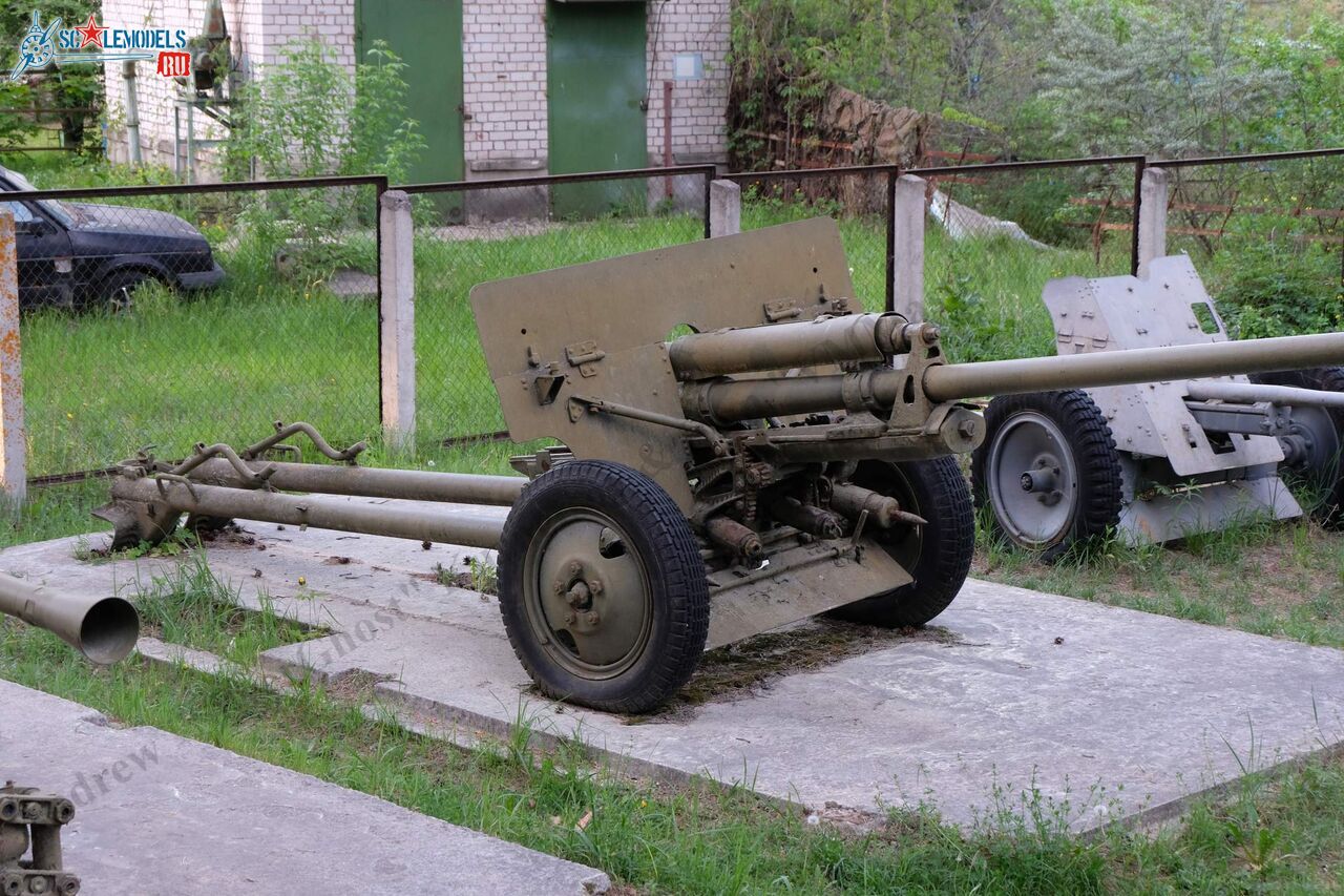 ZiS-2_1.jpg