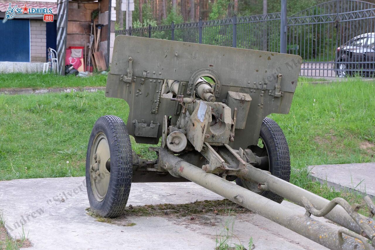 ZiS-2_17.jpg