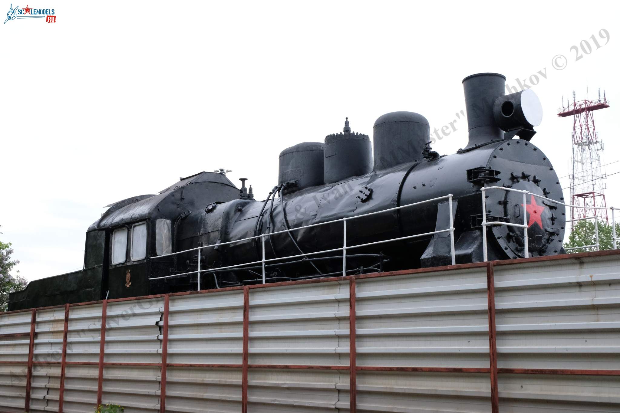 Locomotive_Em725-39_10.jpg