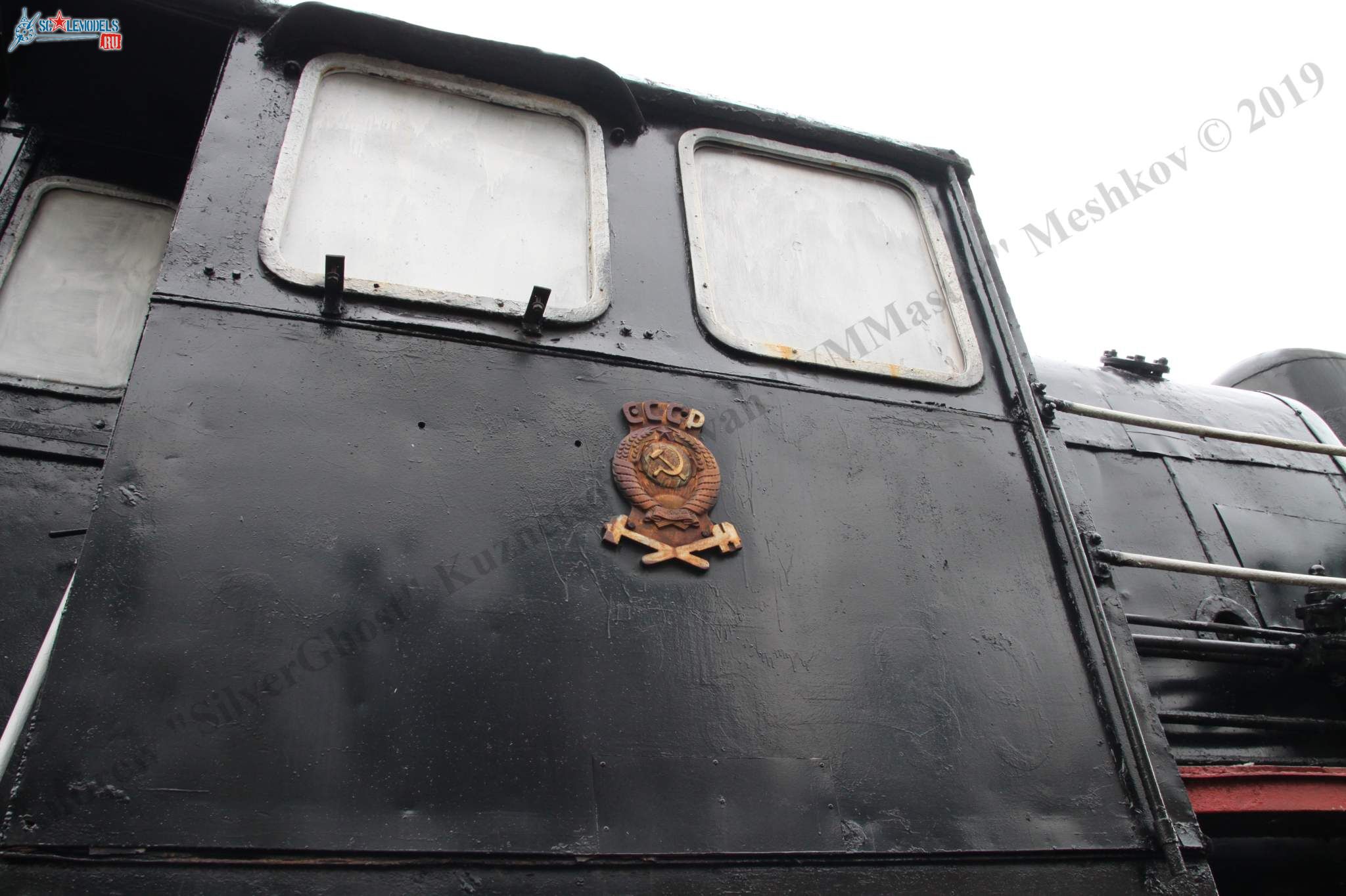 Locomotive_Em725-39_308.jpg