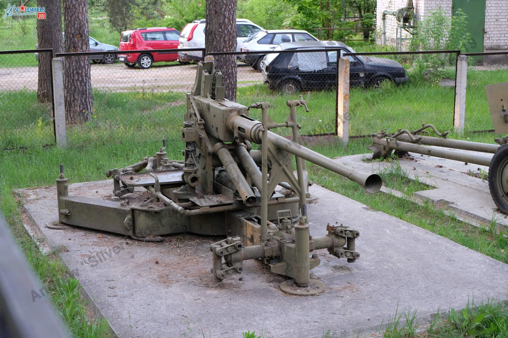 40mm_Bofors_L60_1.jpg